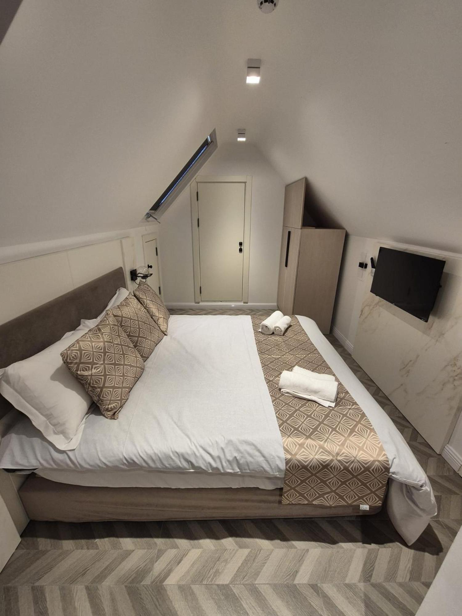 Rosemay Hotel Near London Heathrow Airport Hayes  Ngoại thất bức ảnh