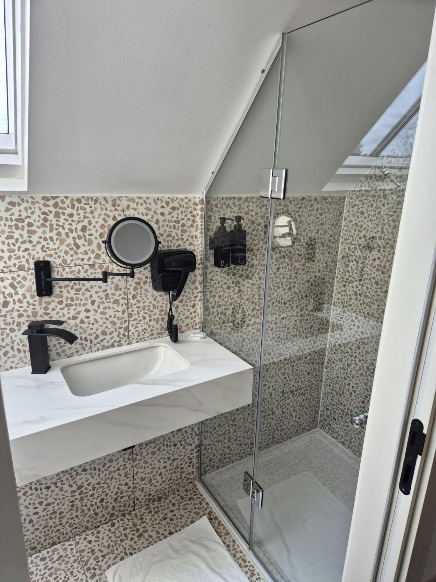 Rosemay Hotel Near London Heathrow Airport Hayes  Ngoại thất bức ảnh