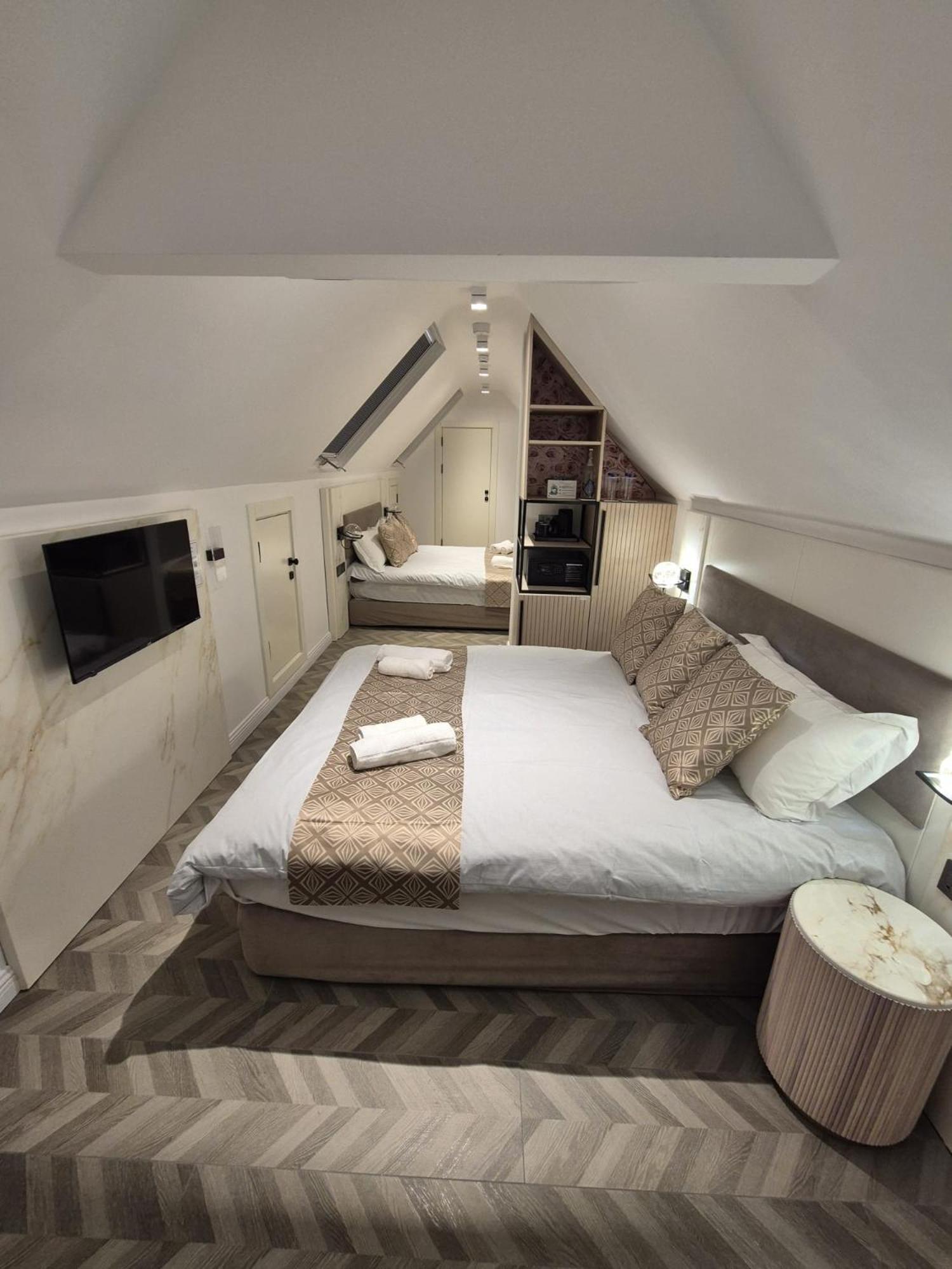Rosemay Hotel Near London Heathrow Airport Hayes  Ngoại thất bức ảnh